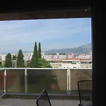Split Holidays 14